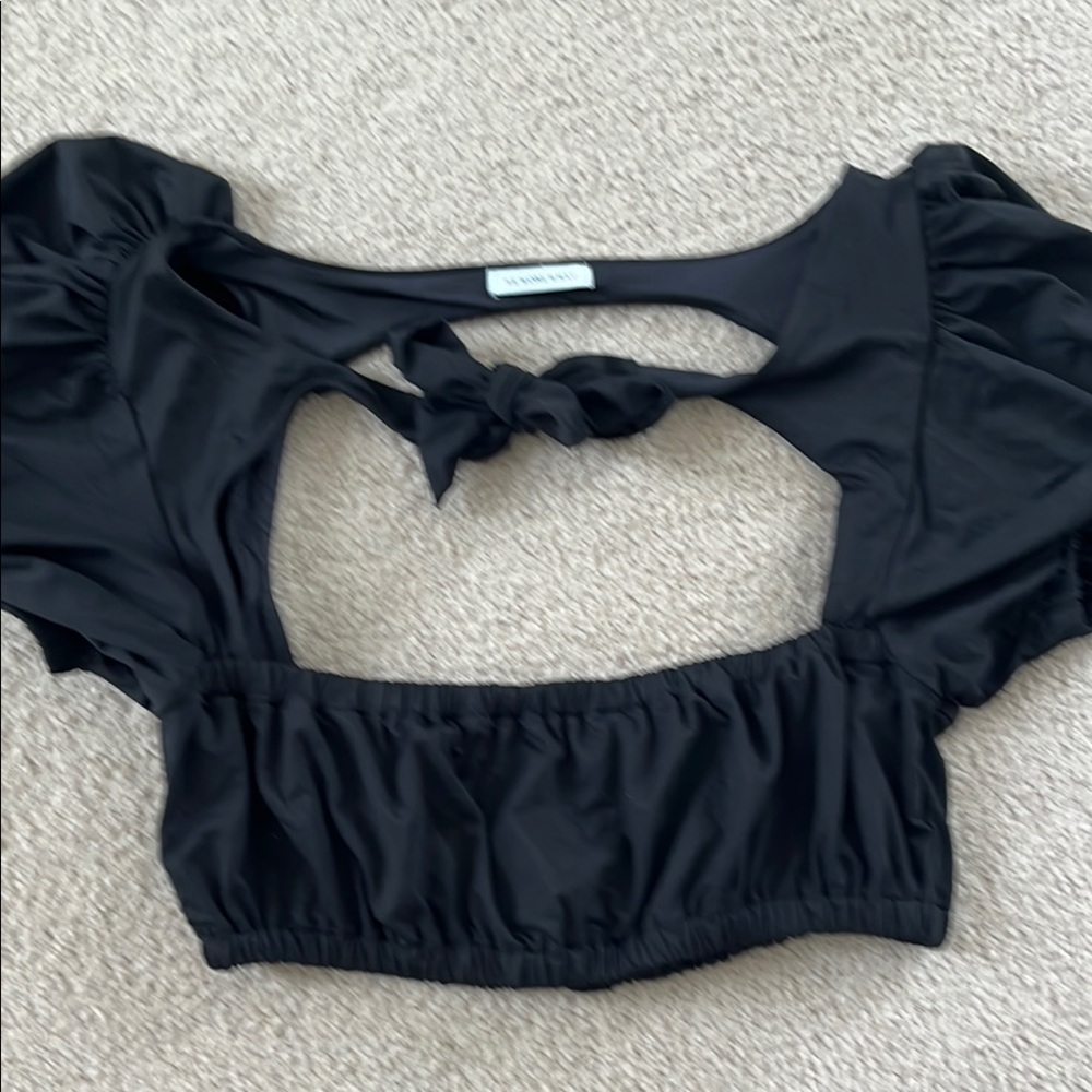 Black Ruched Cut Out bathingsuit top